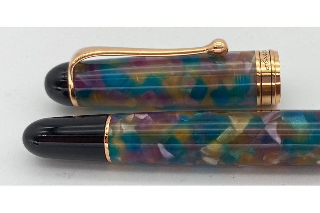 AURORA LIMITED EDITION PLANET SERIES GIOVE FOUNTAIN PEN