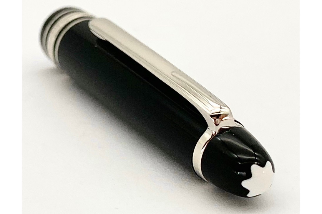 Montblanc MB.106521 Meisterstück Platinum-Coated Classique Fountain Pen