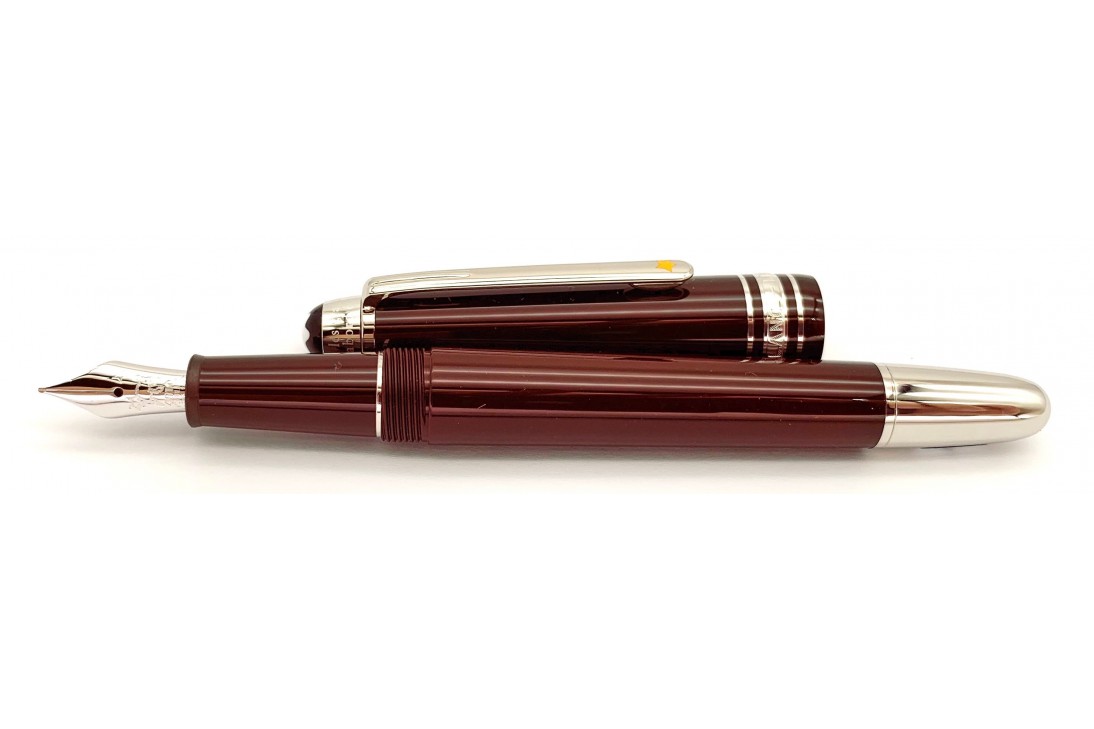 MONTBLANC MB.119663 Meisterstück Le Petit Prince Classique 145 Fountain Pen (Platinum Trimming)