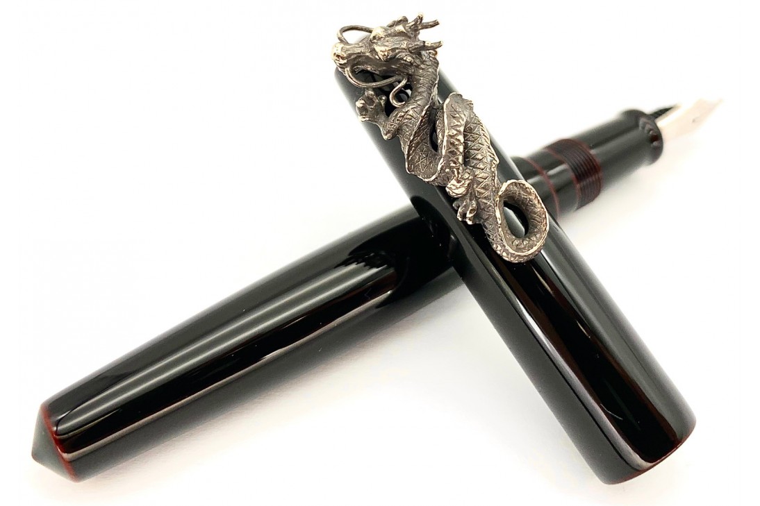Nakaya Piccolo Long Writer Kuro Tamenuri Fountain Pen with Dragon Stopper