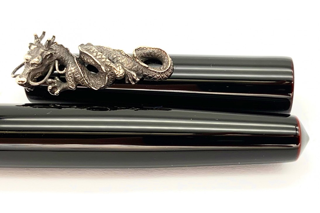 Nakaya Piccolo Long Writer Kuro Tamenuri Fountain Pen with Dragon Stopper