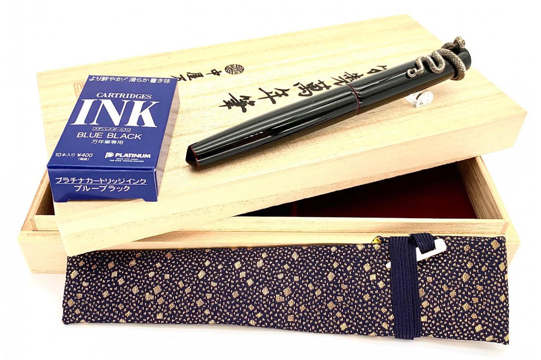 Nakaya Piccolo Long Writer Kuro Tamenuri Fountain Pen with Snake Stopper