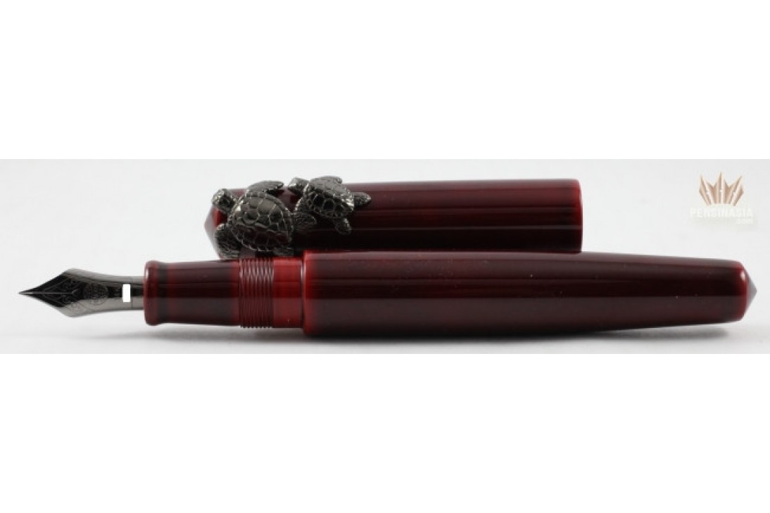Nakaya Piccolo Long Writer Aka Tamenuri with Turtle Stopper Fountain Pen