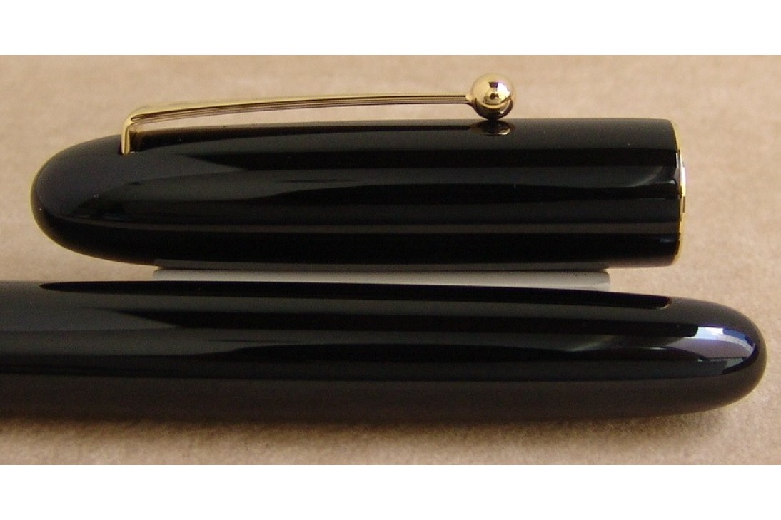 Namiki Yukari Royale Urushi Black Fountain Pen