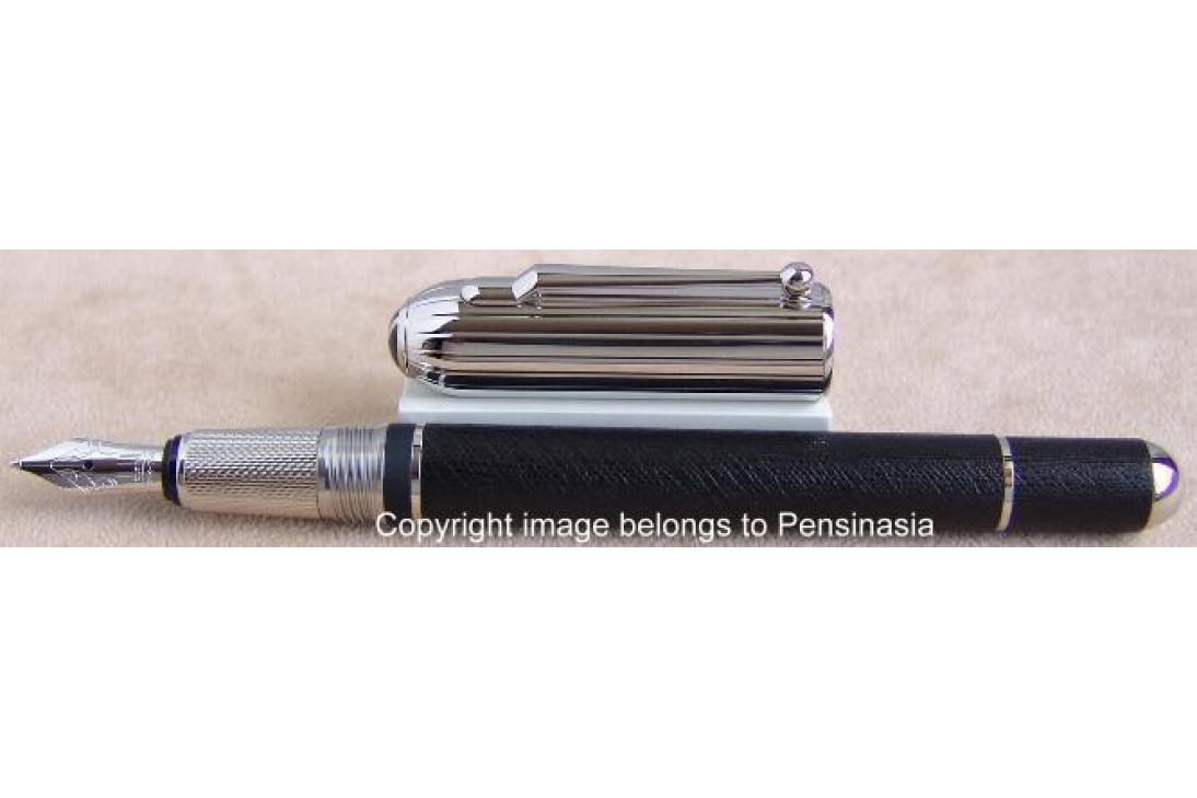 Alfred Dunhill Sidecar Leather Chassis Fountain Pen