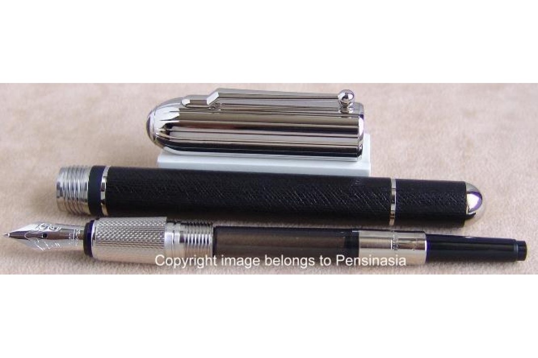 Alfred Dunhill Sidecar Leather Chassis Fountain Pen