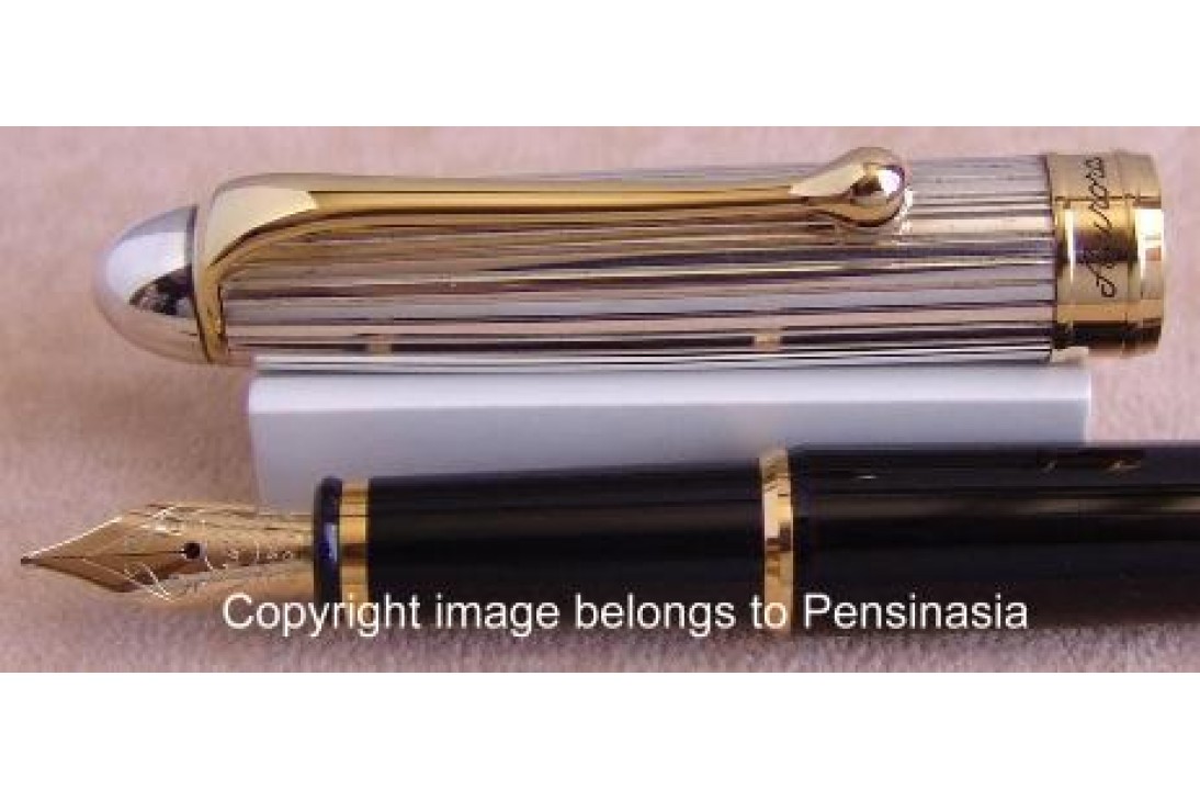 Aurora 88 Ottantotto Silver Linear Regular 814 Fountain Pen