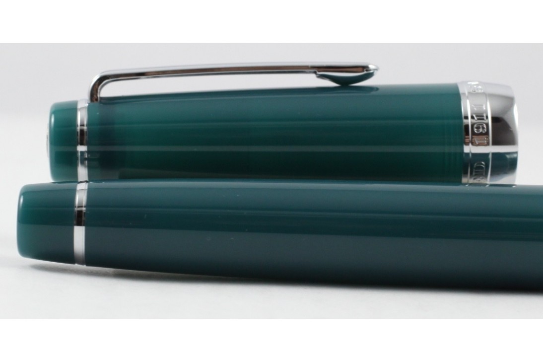 Sailor Professional Gear Ocean Fountain Pen