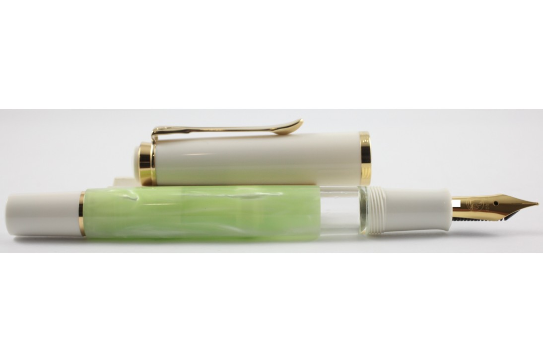 Pelikan Classic M200 Pastel Green Fountain Pen