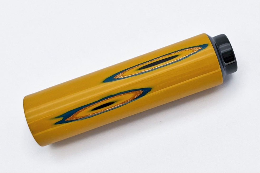 AP Limited Edition Urushi Lacquer Art Yellow Amorphous Splendor Fountain Pen
