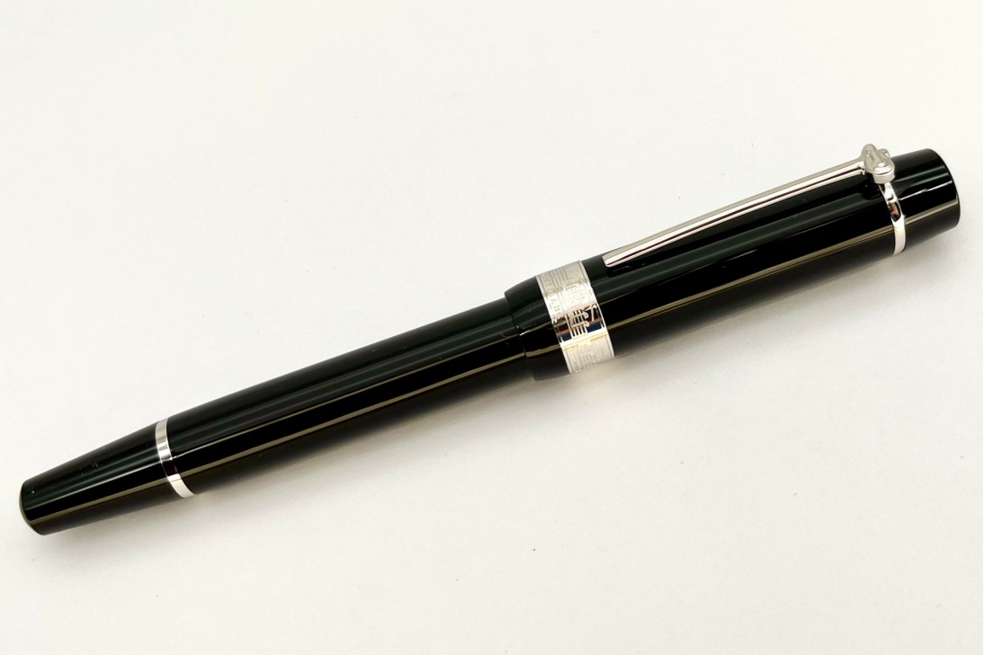 Montblanc MB.127641 Donation Homage To Frédéric Chopin Roller Pen and Notepad Set