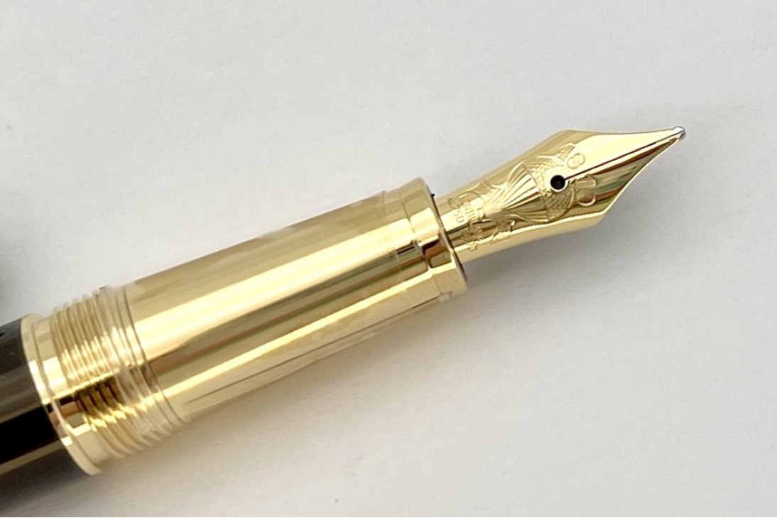 Montblanc MB128471 Meisterstück Around the World in 80 Days Doue Classique 145 Fountain Pen (Dark Grey)