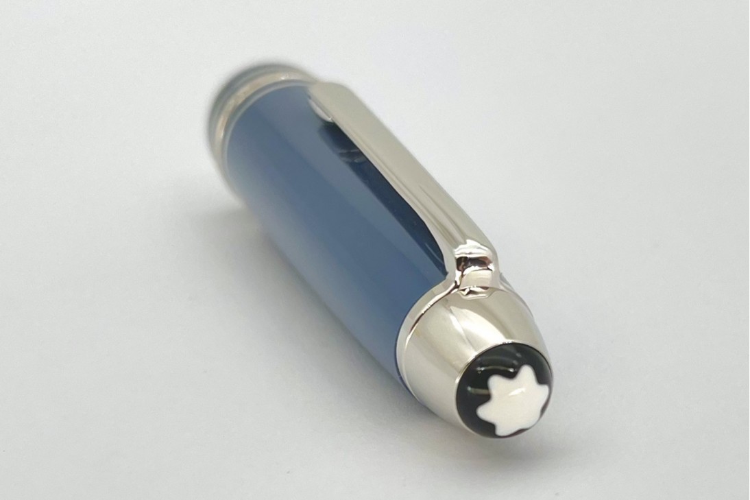 Montblanc MB129392 Meisterstuck 146 Glacier LeGrand Blue Fountain Pen