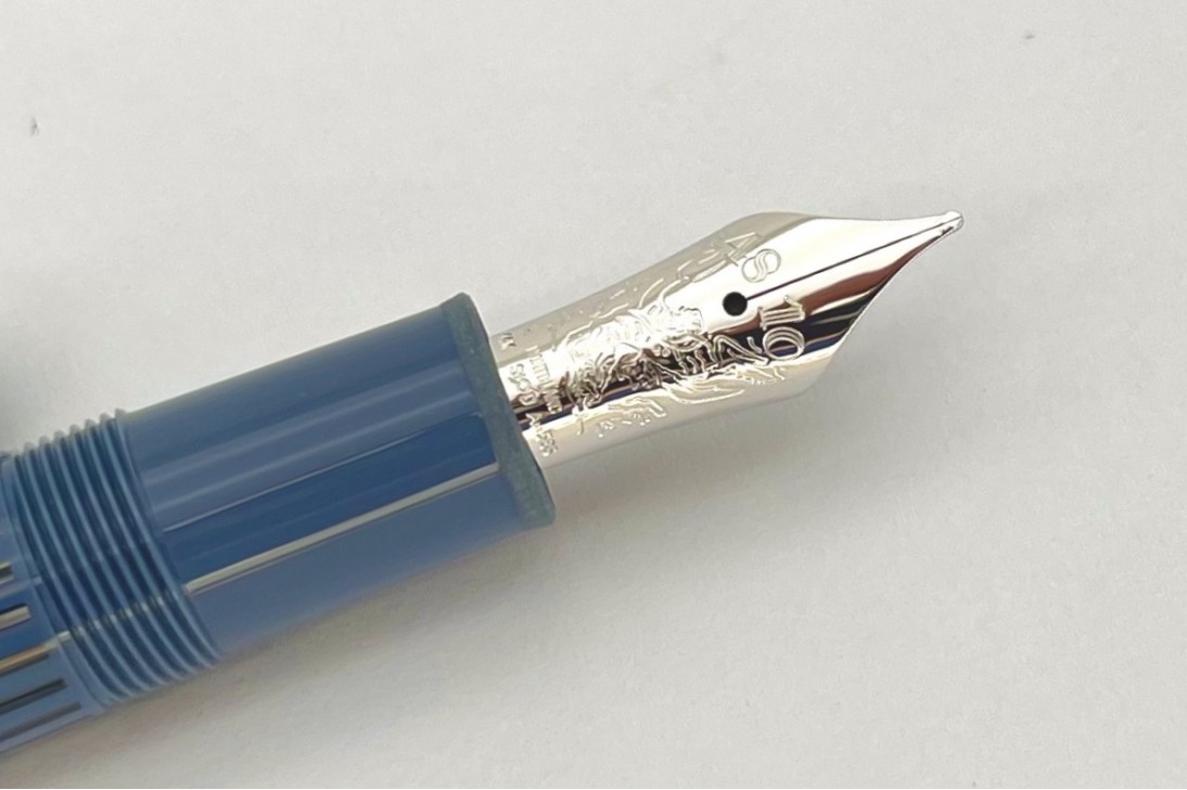Montblanc MB129392 Meisterstuck 146 Glacier LeGrand Blue Fountain Pen