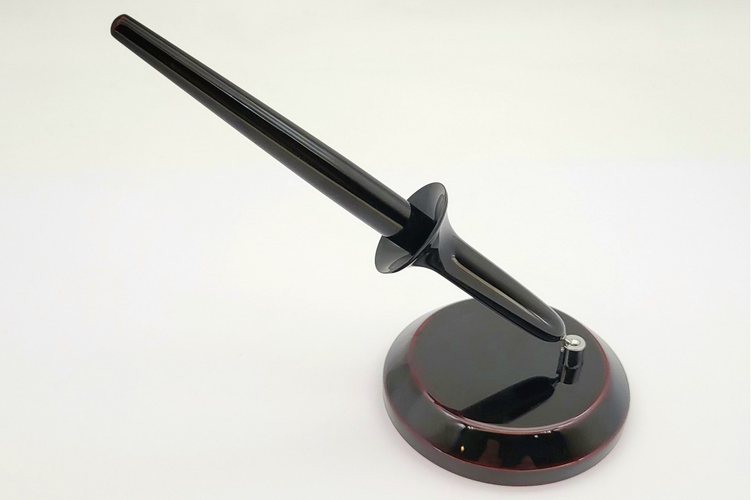 Nakaya Desk Pen Kuro-Tamenuri Fountain Pen with Stand