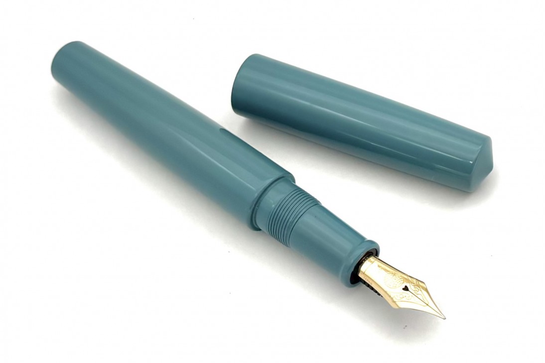Nakaya Piccolo Cigar Ama-Iro Fountain Pen