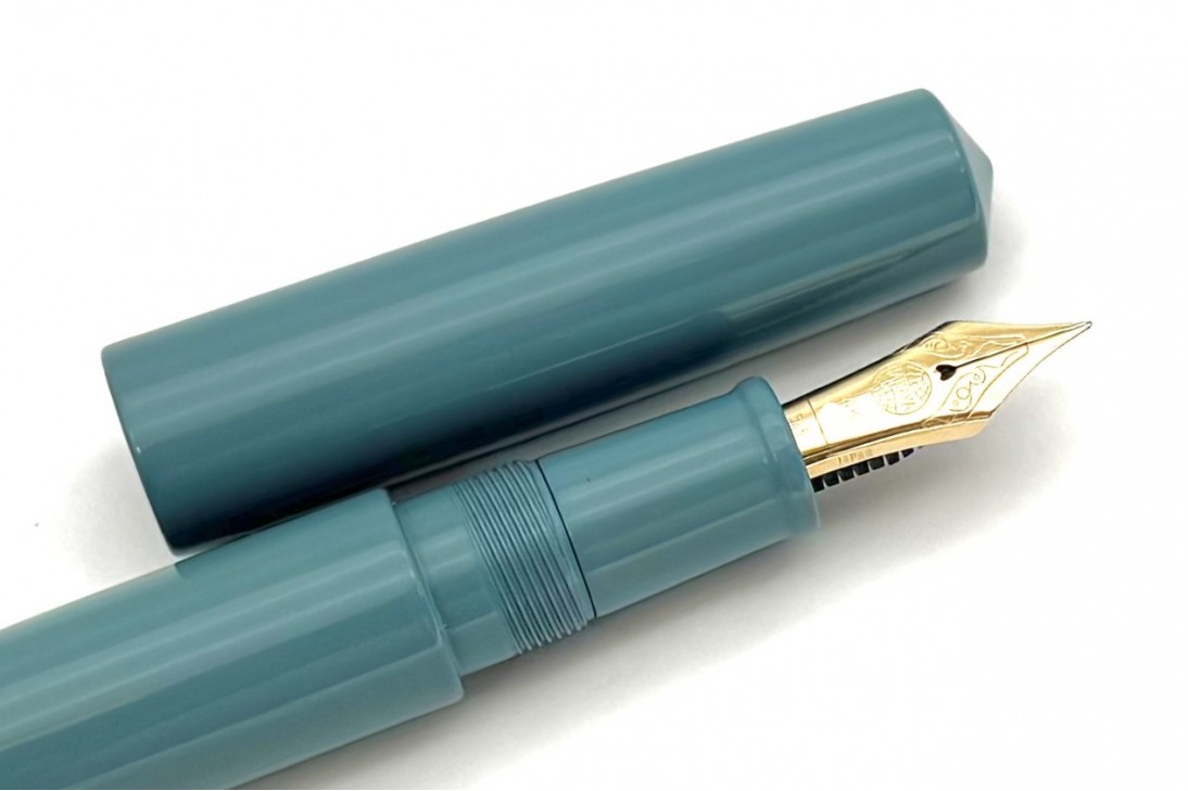 Nakaya Piccolo Cigar Ama-Iro Fountain Pen