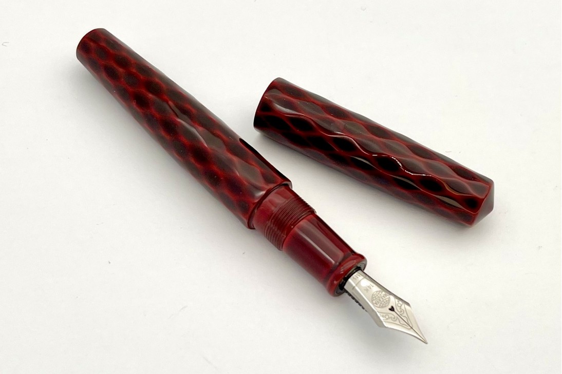 Nakaya Tsumugi Piccolo Cigar Hanabishi (Aka-Tamenuri) Fountain Pen
