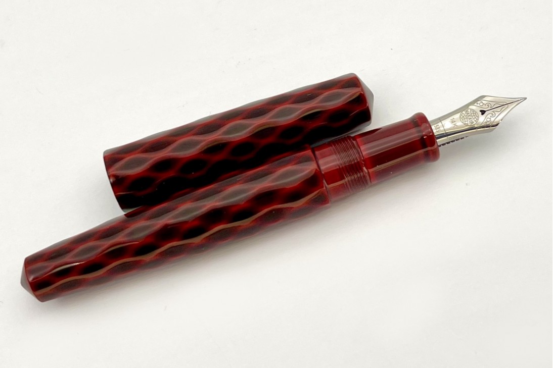 Nakaya Tsumugi Piccolo Cigar Hanabishi (Aka-Tamenuri) Fountain Pen