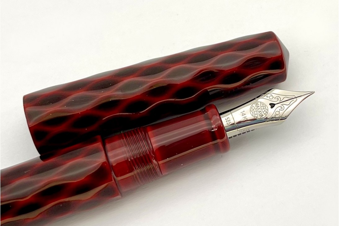 Nakaya Tsumugi Piccolo Cigar Hanabishi (Aka-Tamenuri) Fountain Pen