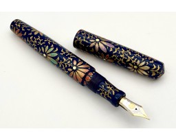 Nakaya Piccolo Long Cigar Chinkin Palmet Kikyo Coloured Powders (Colorful Lines 1) Fountain Pen
