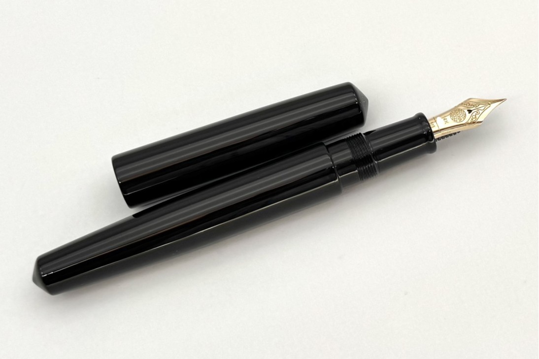 Nakaya Piccolo Long Cigar Kuro-Roiro Fountain Pen