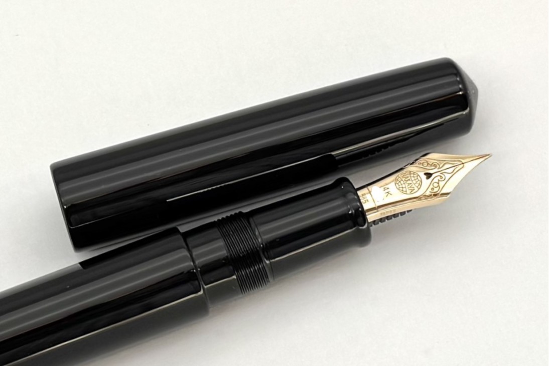 Nakaya Piccolo Long Cigar Kuro-Roiro Fountain Pen