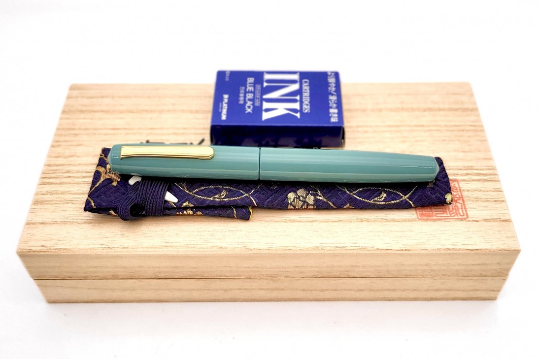 Nakaya Piccolo Long Writer Ama-iro (Sky Blue) Fountain Pen