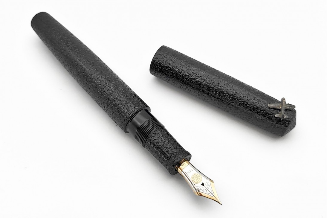 Nakaya Piccolo Long Writer Ishime Kanshitsu Black Fountain Pen with Plane Stopper