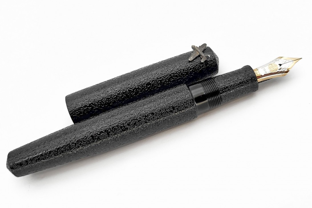 Nakaya Piccolo Long Writer Ishime Kanshitsu Black Fountain Pen with Plane Stopper