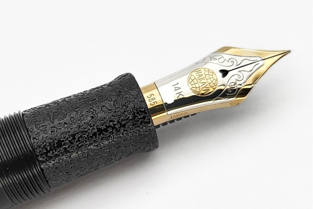 Nakaya Piccolo Long Writer Ishime Kanshitsu Black Fountain Pen with Plane Stopper