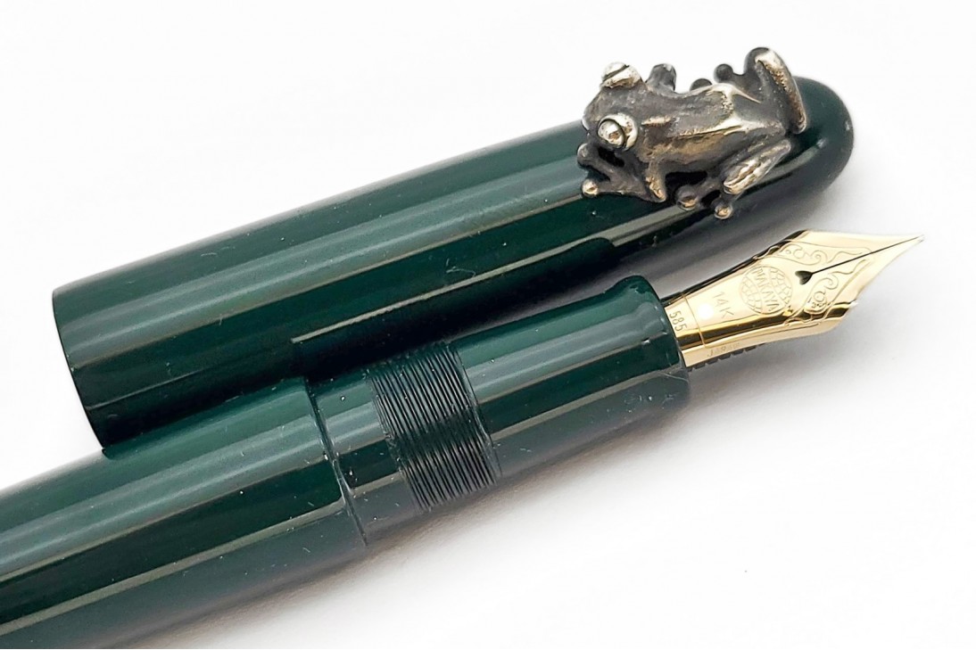 Nakaya Portable Writer Midori Fountain Pen with Frog Stopper