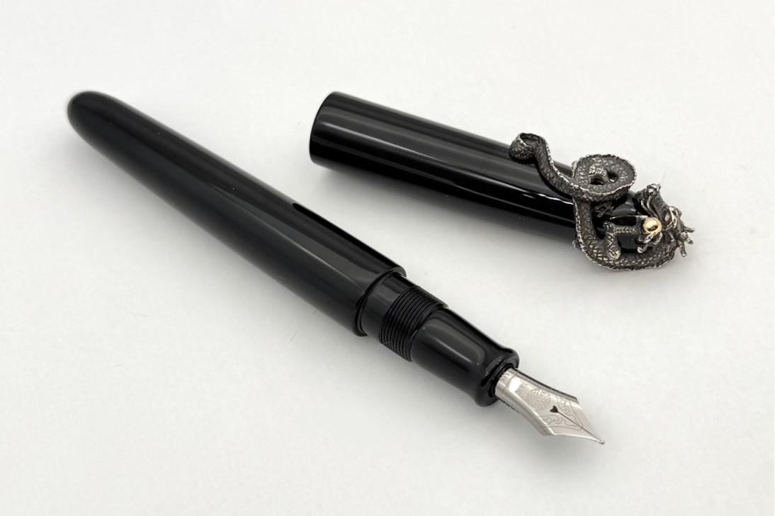 Nakaya Writer Portable Kuro-Roiro Fountain Pen with Fumigated Dragon and Jewel Stopper
