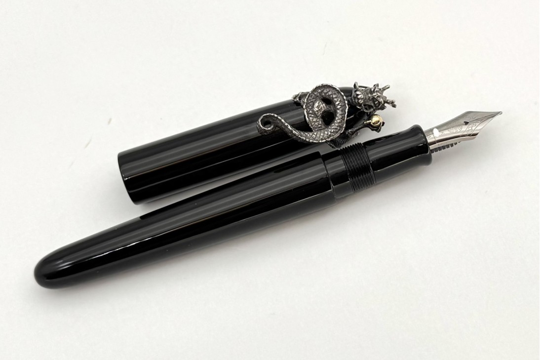 Nakaya Writer Portable Kuro-Roiro Fountain Pen with Fumigated Dragon and Jewel Stopper