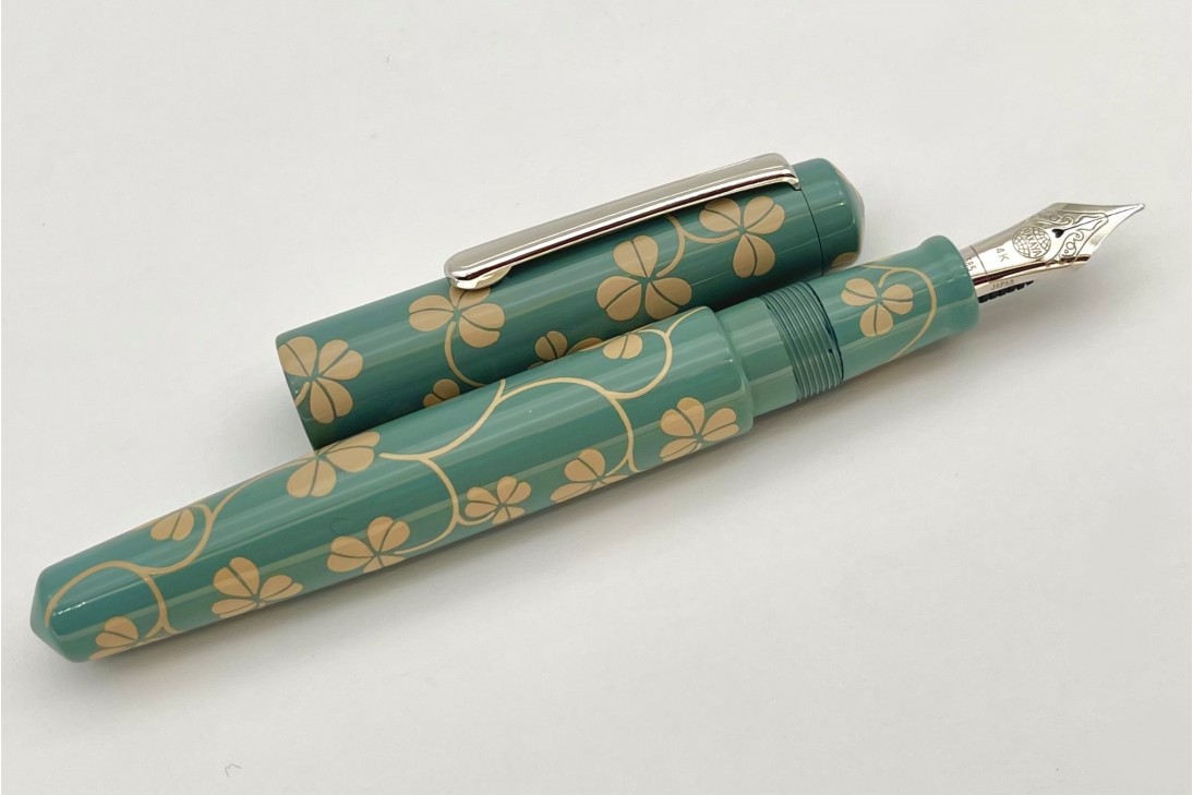 Nakaya Piccolo Long Writer Clover Arabesque (Motif in Shiro) Fountain Pen
