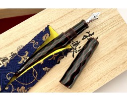 Nakaya Tsumugi Piccolo Cigar Kasuri (Kuro-Tamenuri) Fountain Pen