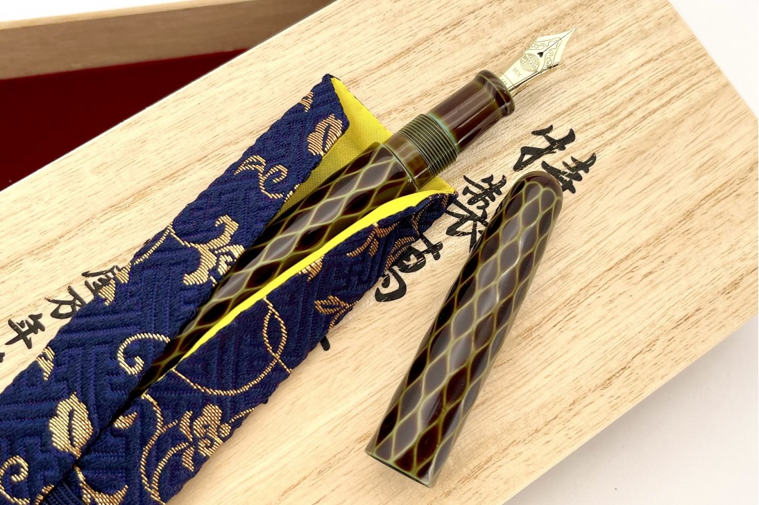 Nakaya Tsumugi Portable Amime (Heki-Tamenuri) Fountain Pen