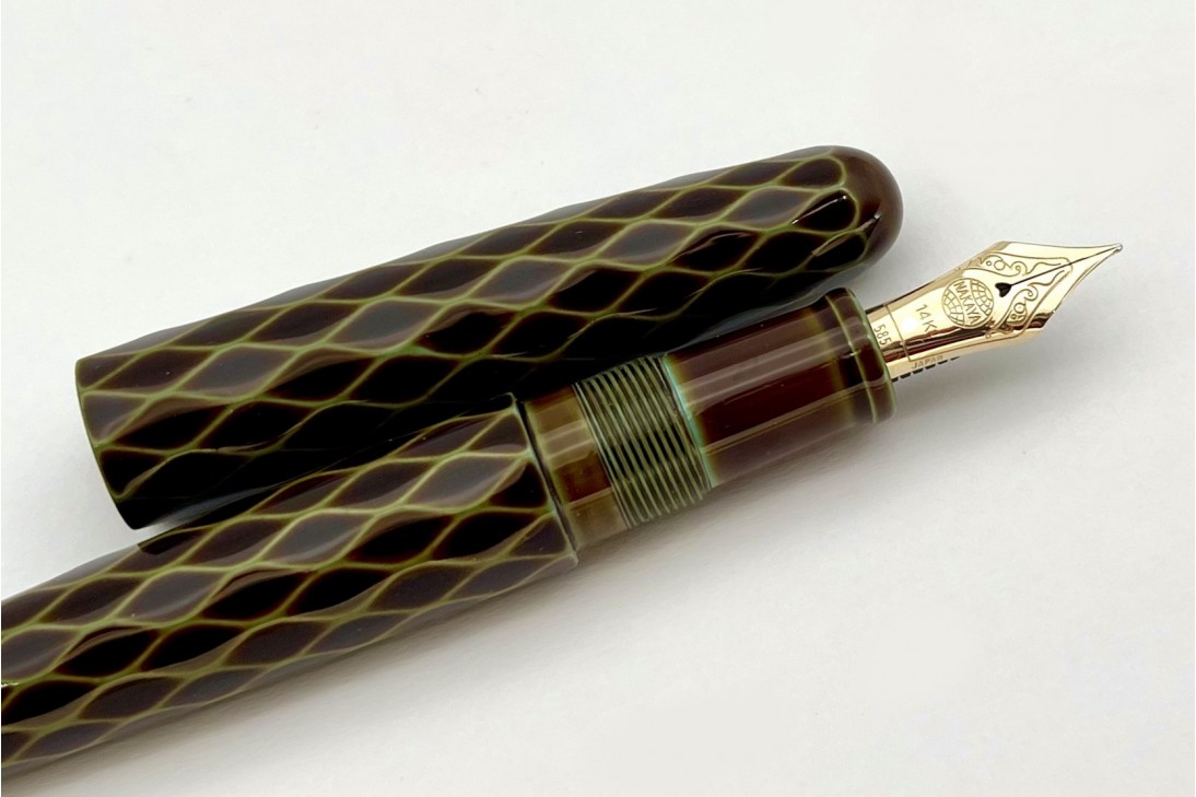 Nakaya Tsumugi Portable Amime (Heki-Tamenuri) Fountain Pen