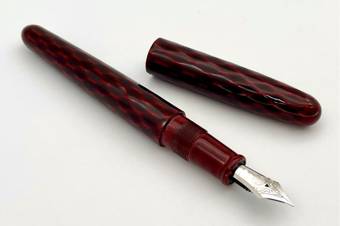 Nakaya Tsumugi Portable Hanabishi (Aka-Tamenuri) Fountain Pen