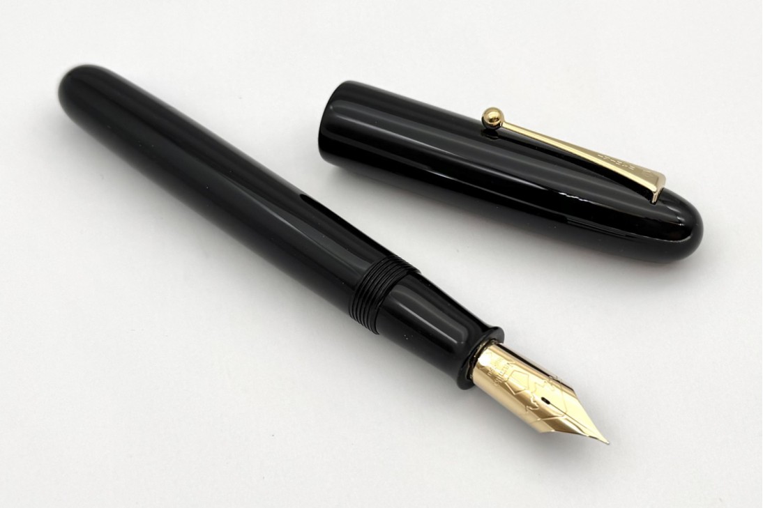 Namiki Emperor Size Black Urushi Fountain Pen