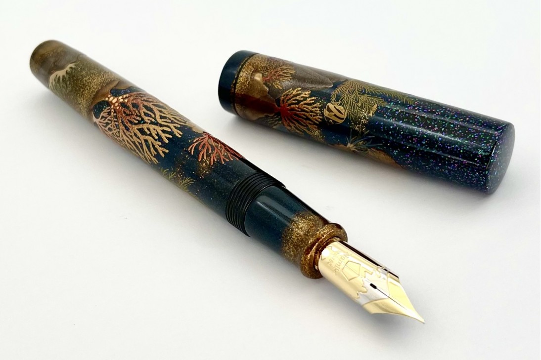 Namiki Limited Edition 2021 Emperor Coral Maki-e Fountain Pen