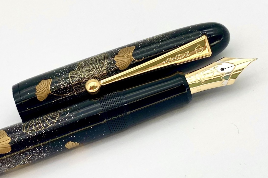 Namiki Limited Edition 2022 Yukari Maki-e Ginkgo Fountain Pen