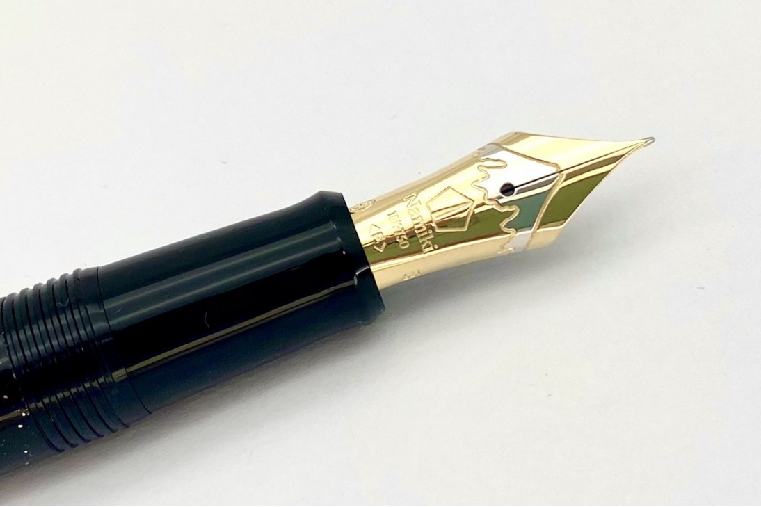 Namiki Limited Edition 2022 Yukari Maki-e Ginkgo Fountain Pen