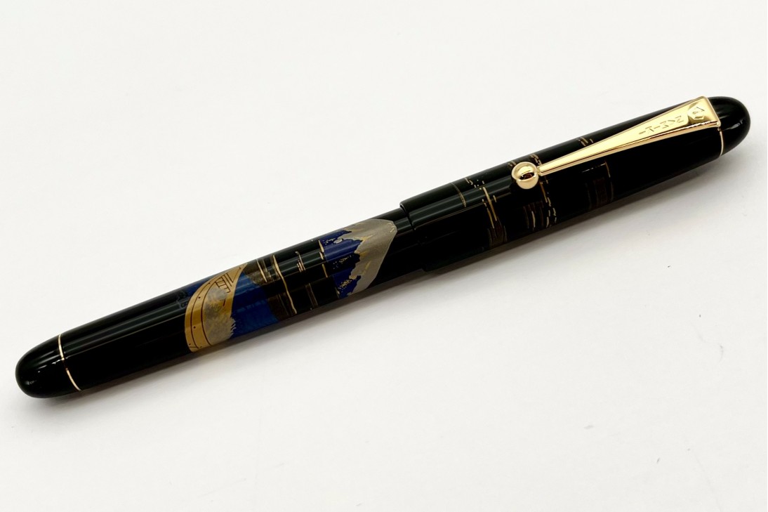 Namiki Nippon Art Makie Mt Fuji and Boat Fountain Pen