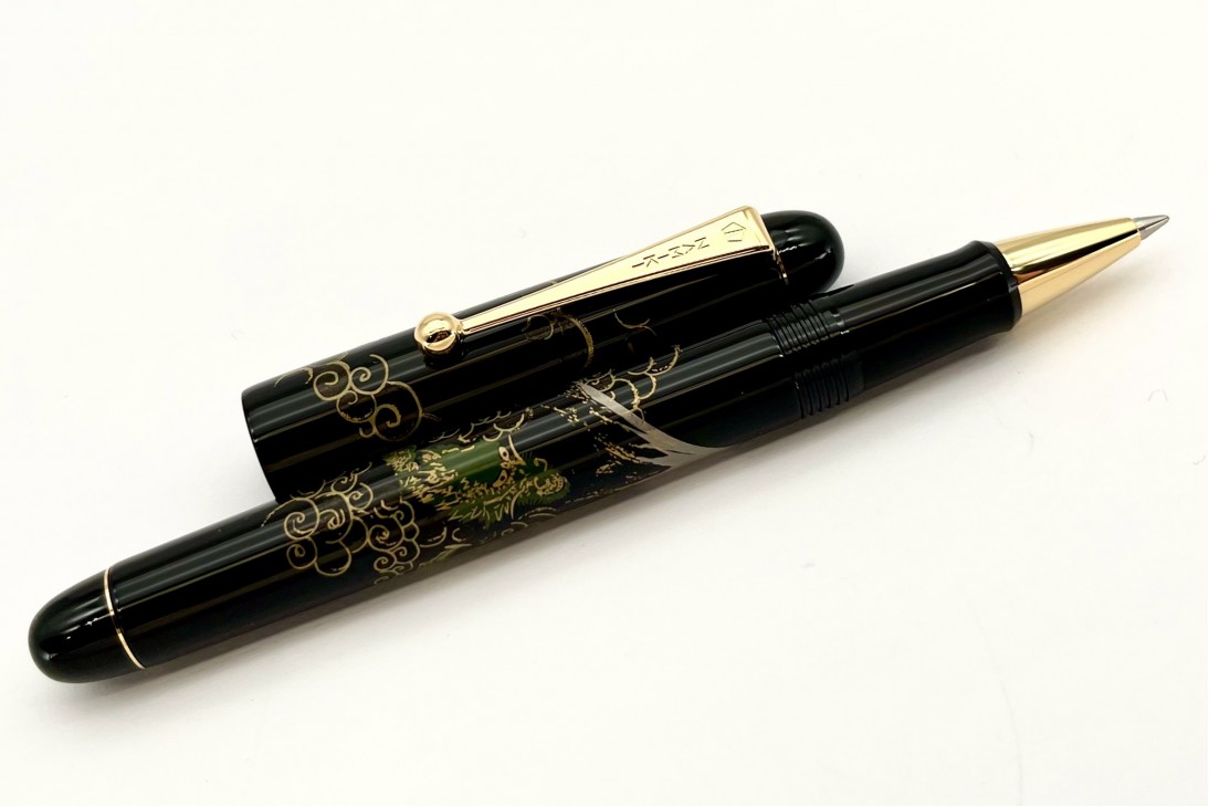 Namiki Nippon Art Makie Mt Fuji and Dragon Roller Ball Pen