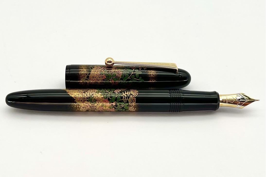 Namiki Yukari Flower Fence Fountain Pen M Nib