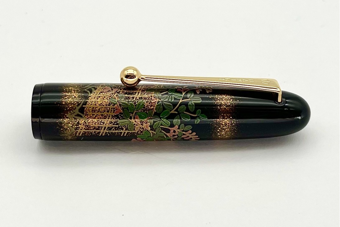 Namiki Yukari Flower Fence Fountain Pen M Nib