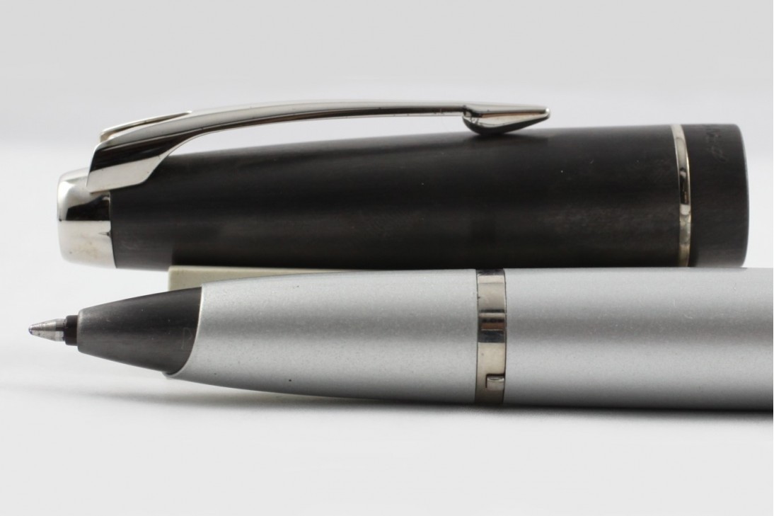 Parker 100 Silver Grey ST Roller Pen