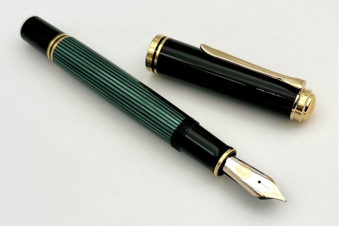 Pelikan M1000 Green and Black Fountain Pen (New Logo)