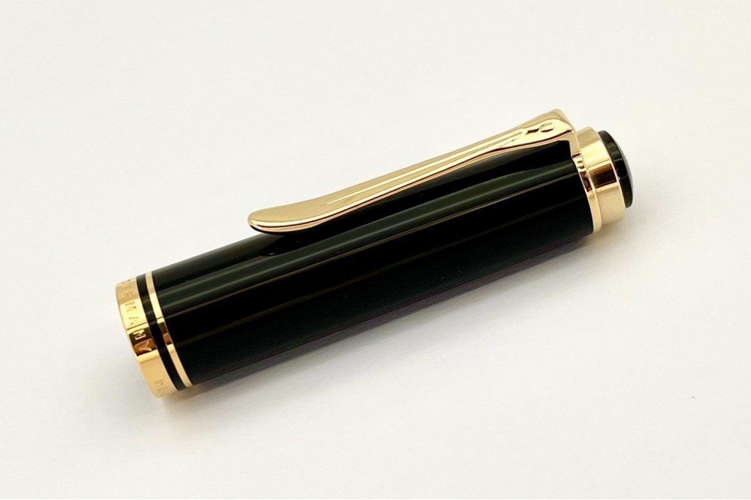 Pelikan Souveran M400 Blue and Black Fountain Pen (Old Logo)